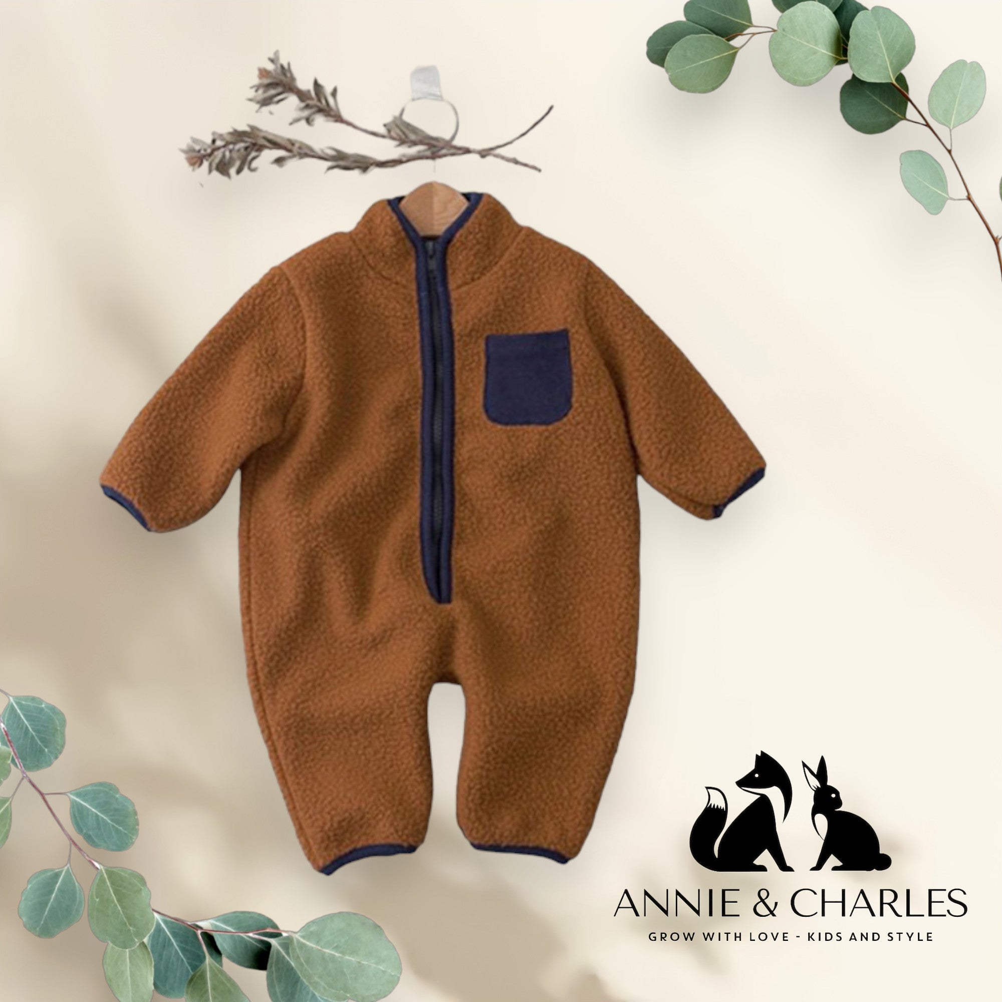 Annie & Charles® Fleece Anzug